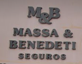 Guaratem massa e benedeti